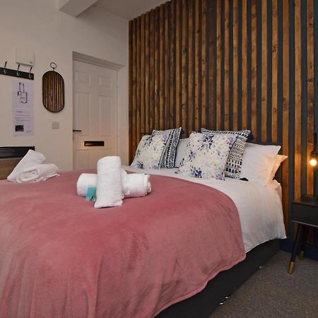 Stay At Shobnall Road Rooms And Studios Burton ภายนอก รูปภาพ