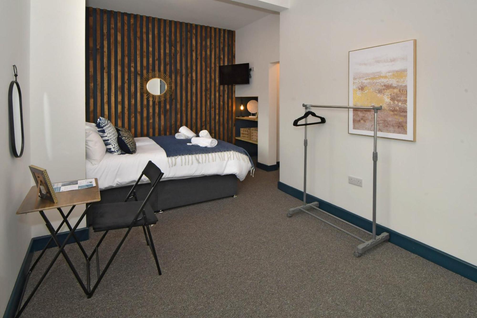Stay At Shobnall Road Rooms And Studios Burton ภายนอก รูปภาพ