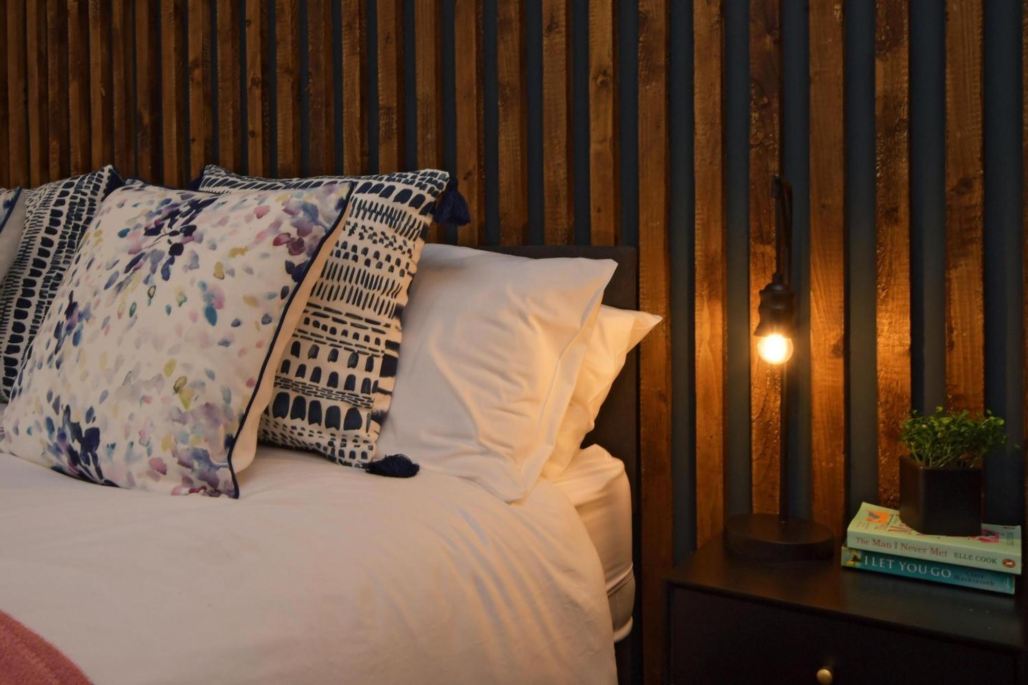 Stay At Shobnall Road Rooms And Studios Burton ภายนอก รูปภาพ