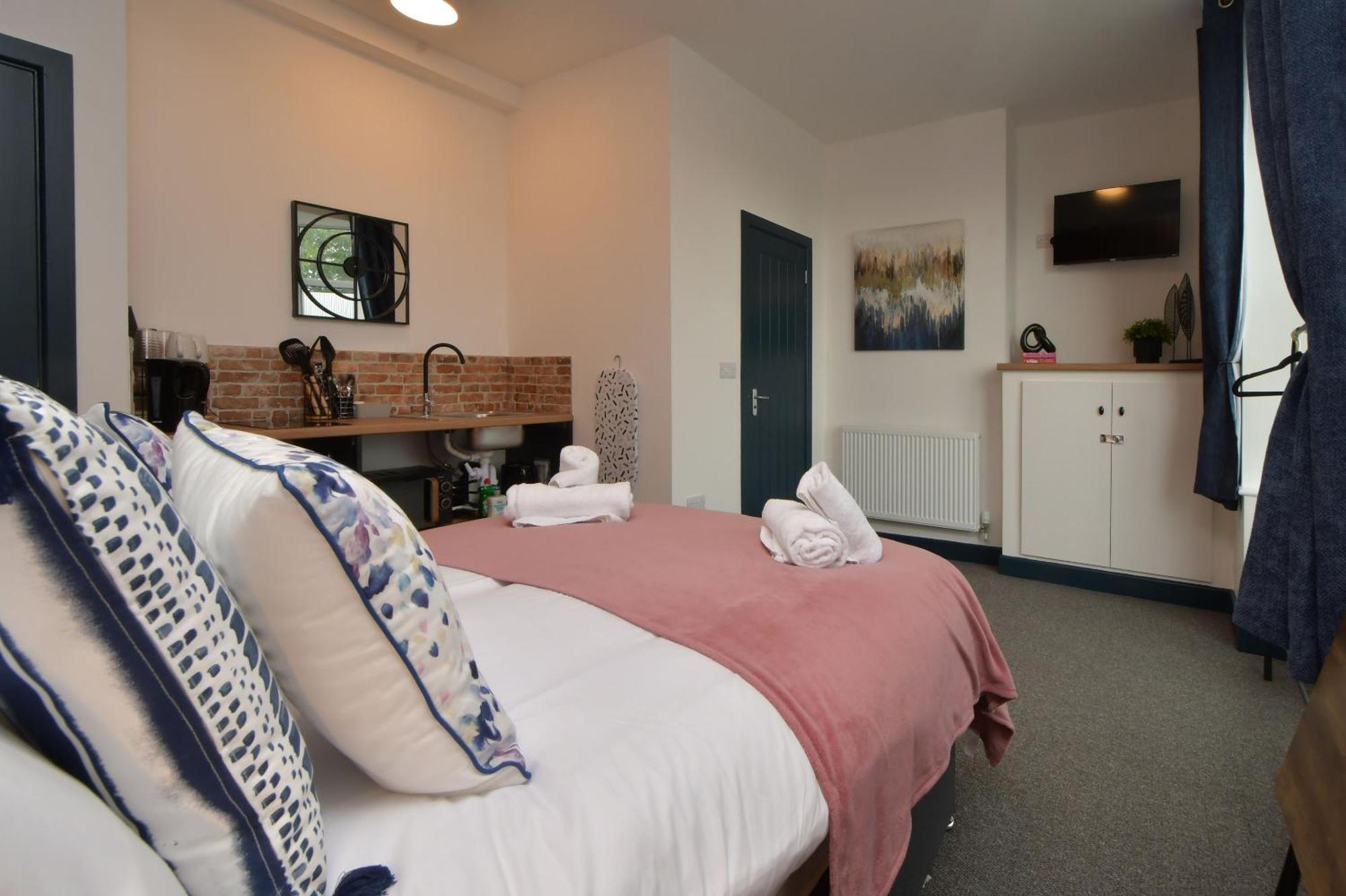 Stay At Shobnall Road Rooms And Studios Burton ภายนอก รูปภาพ