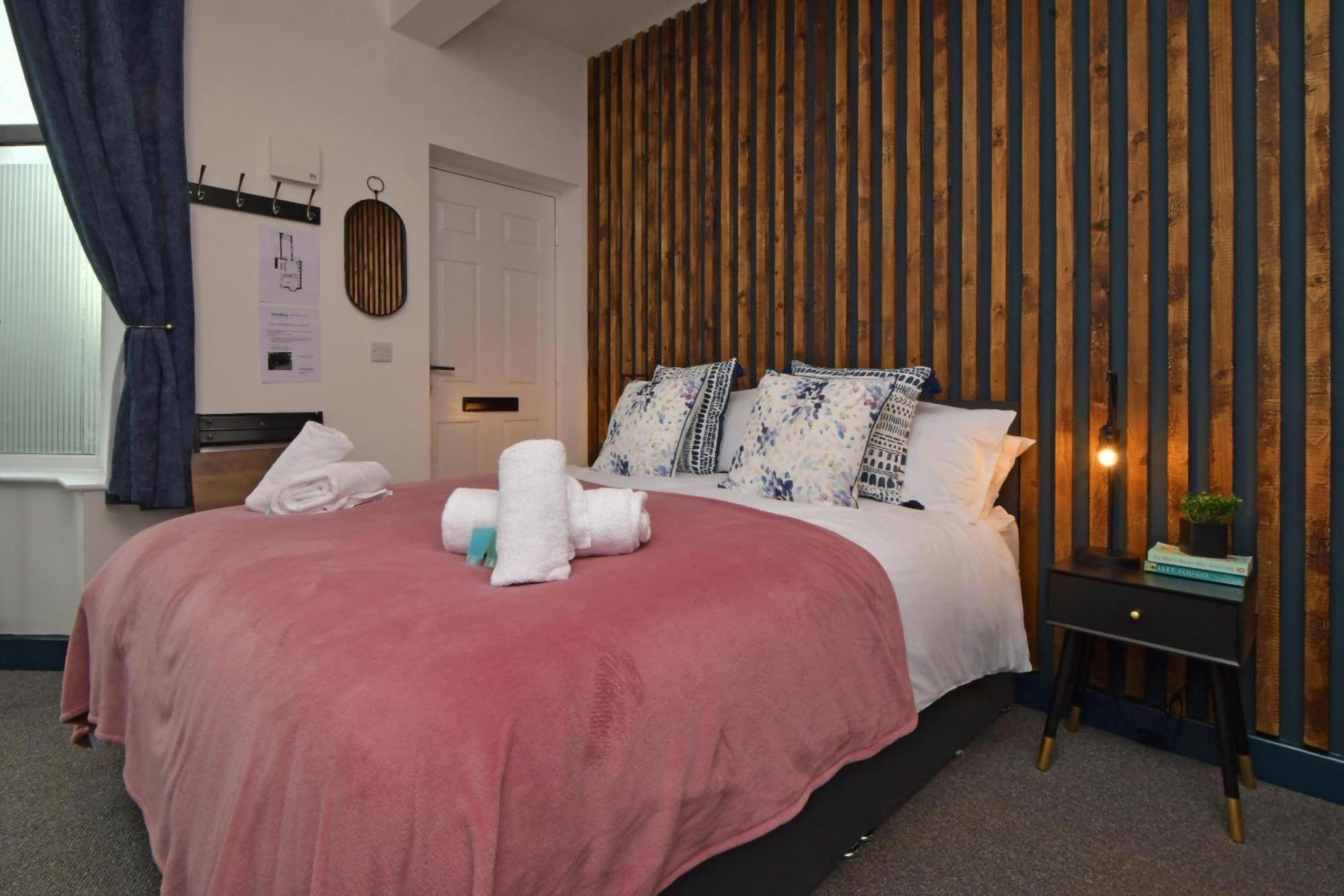 Stay At Shobnall Road Rooms And Studios Burton ภายนอก รูปภาพ